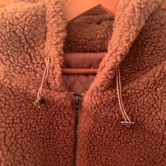 Cosy freece coat. M, caramel. P2P 25 Lenght 30 - Picture 4 of 5